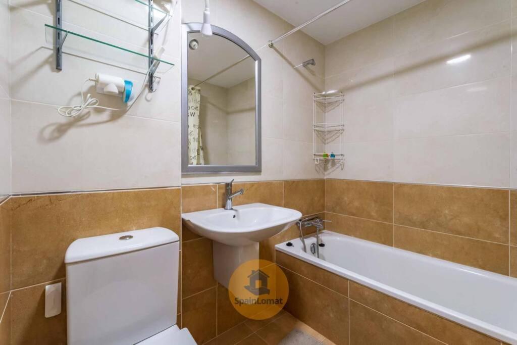 Апартаменты Apartamento Con Amplia Terraza En Фуэнхирола Экстерьер фото