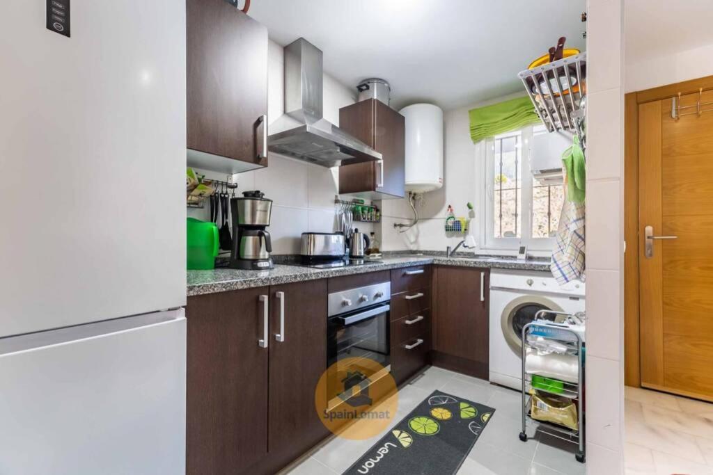 Апартаменты Apartamento Con Amplia Terraza En Фуэнхирола Экстерьер фото