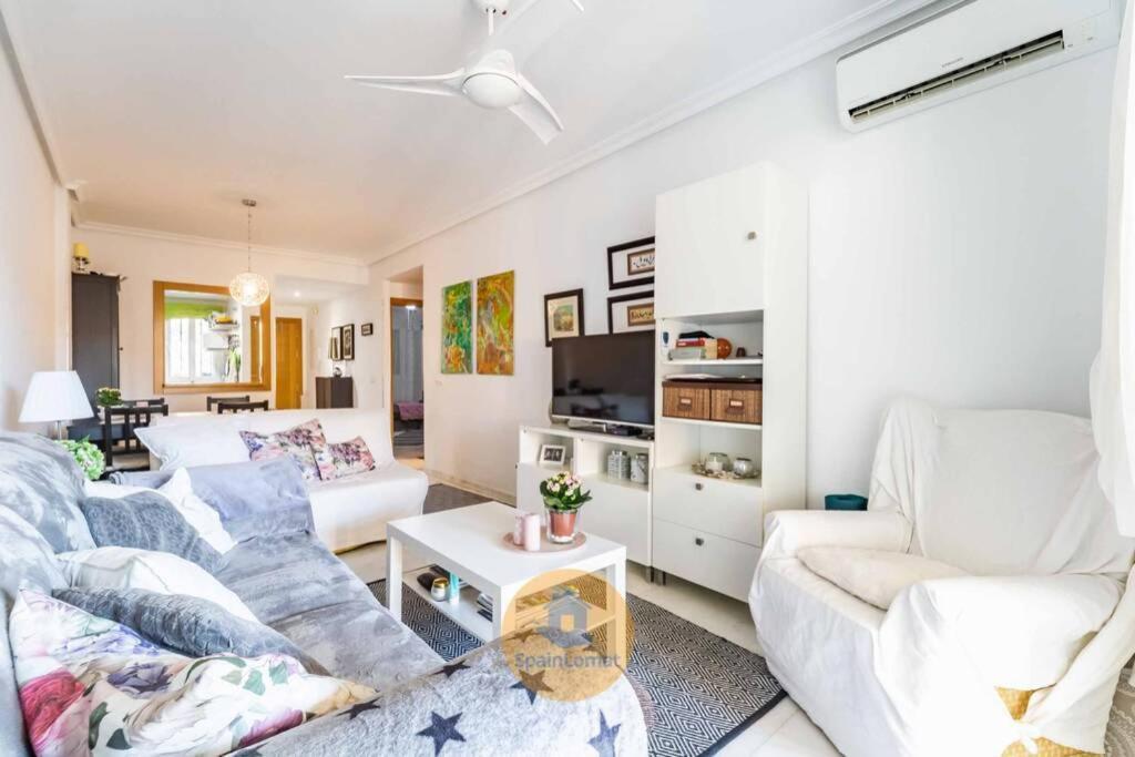 Апартаменты Apartamento Con Amplia Terraza En Фуэнхирола Экстерьер фото